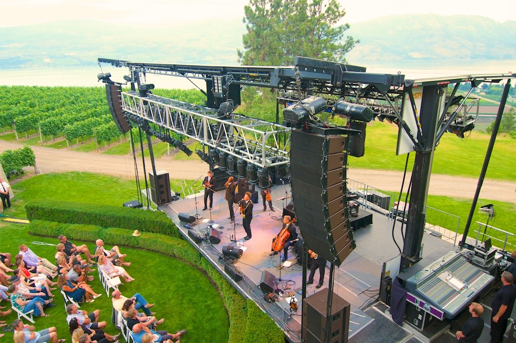 Lyle Lovett at Mission Hill