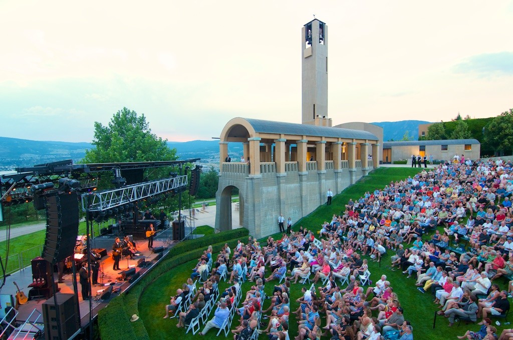 Lyle Lovett at Mission Hill